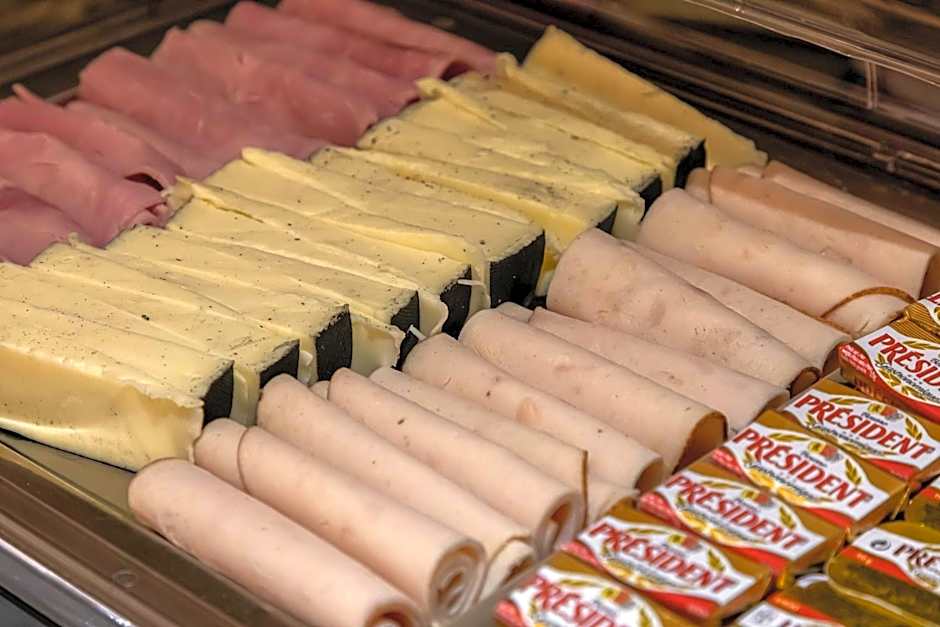 Dauphine Saint Germain