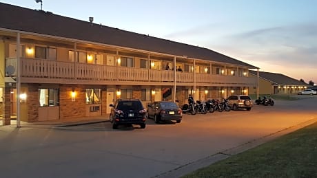Budgetel Inns & Suites