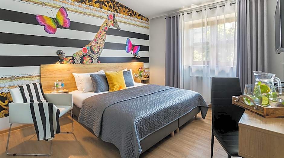 Art & Garden Residence