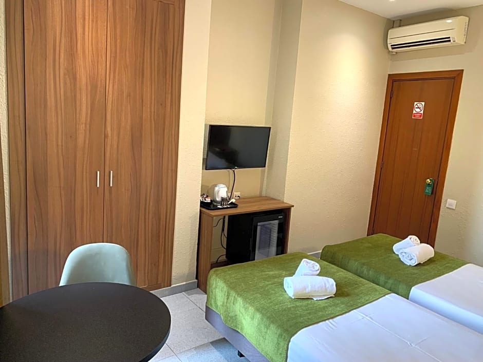 Aneto Hotel