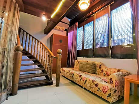 Queen Suite with Spa Bath