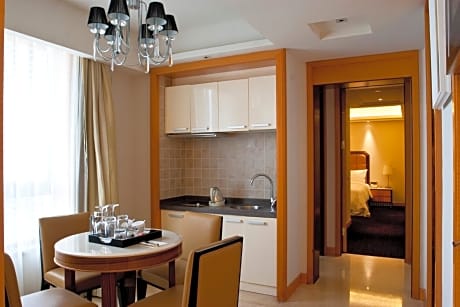 Business Supreme Suite