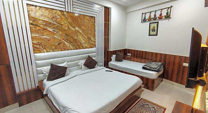 Bedweiser Backpackers Hostel