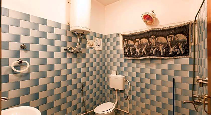 goSTOPS Lite Varanasi