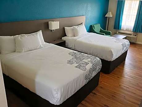 Queen Room with Two Queen Beds - Non-Smoking