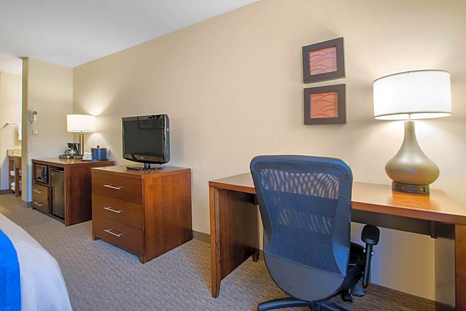 Comfort Inn Iron Mountain North