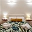 Blanco Rooms