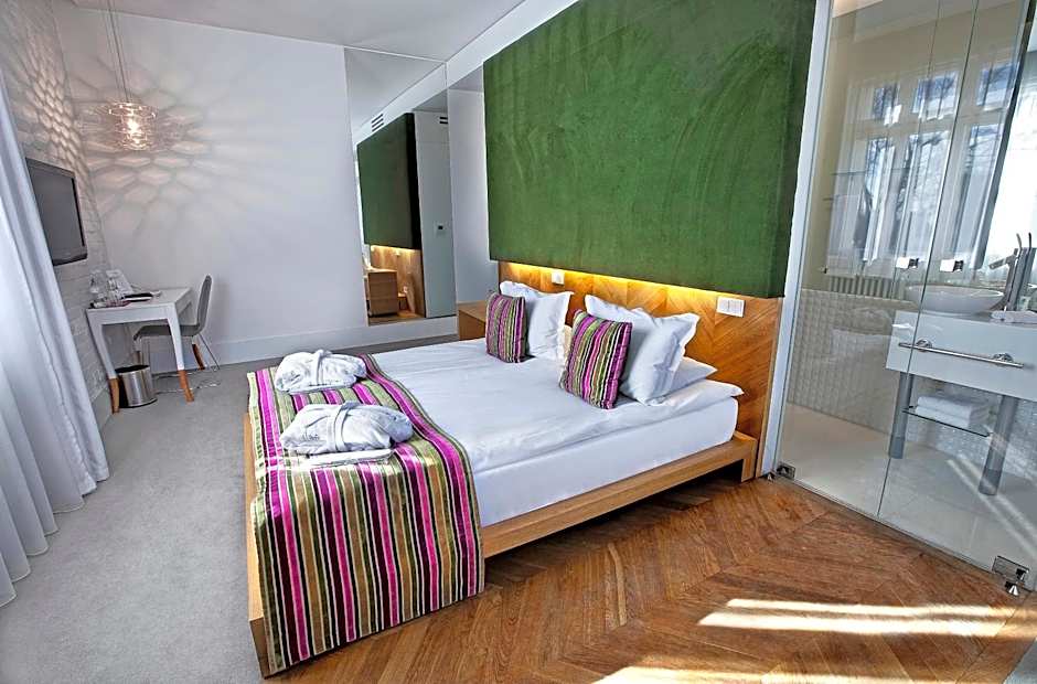 Platinum Palace Residence Boutique Hotel