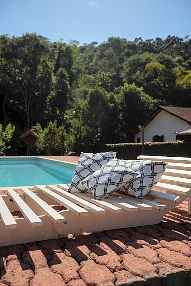 Casa Di Maria 4 Quartos a 500m Centro - Sauna, Piscina, Fogão a Lenha, Churrasqueira - ACESSO PRIVATIVO AO AO RIO - Ideal para famílias