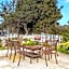 Scottish Fairway Inn