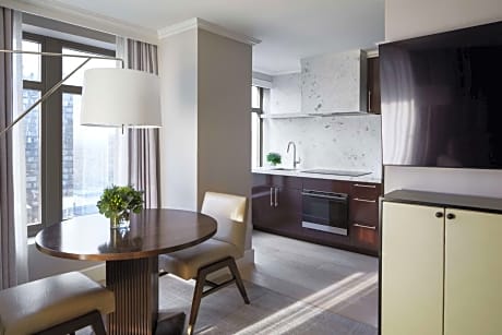 Astoria King Suite with Kitchenette and Two Terraces