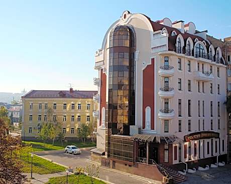 Staro Hotel