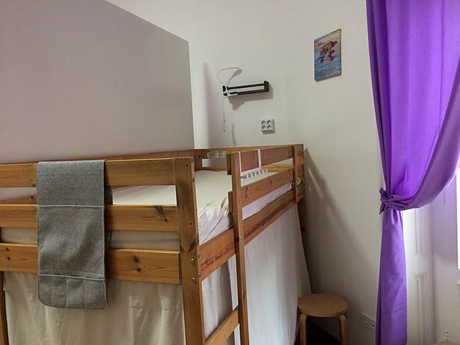 Zen Hostel by Central Market