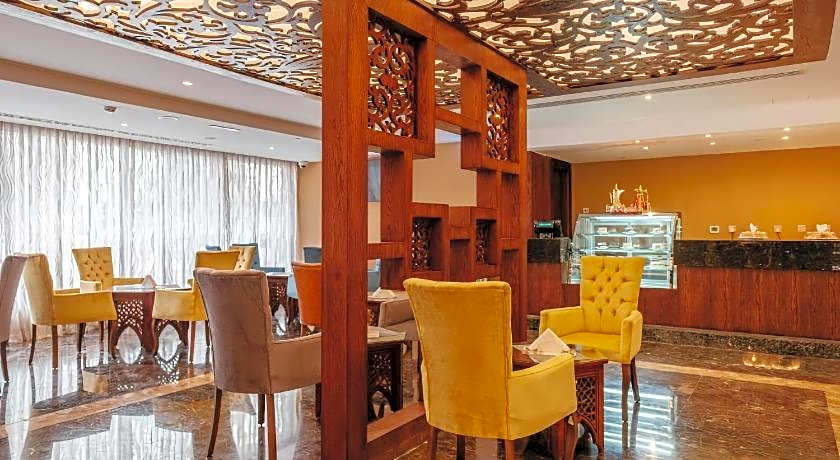Crystal Plaza Al Majaz Hotel