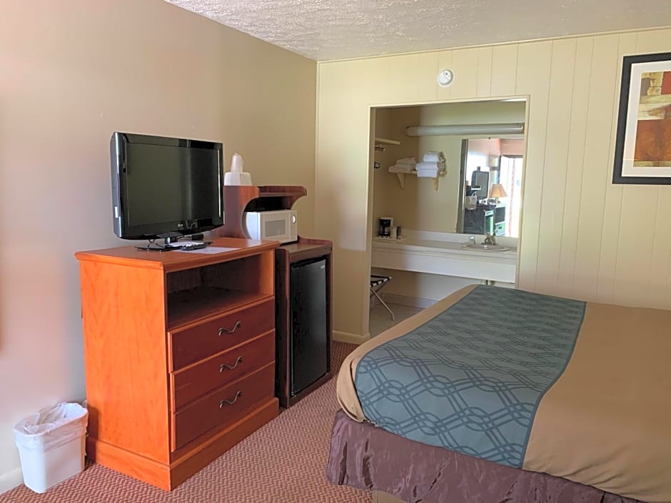 Travelowes Motel - Maggie Valley