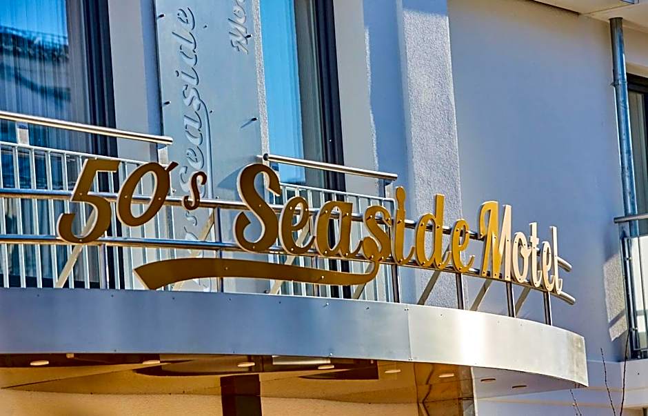 Bernstein Hotel "50`s Seaside Motel"