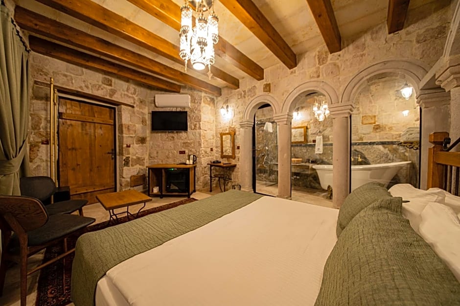 Ares Cave Suites