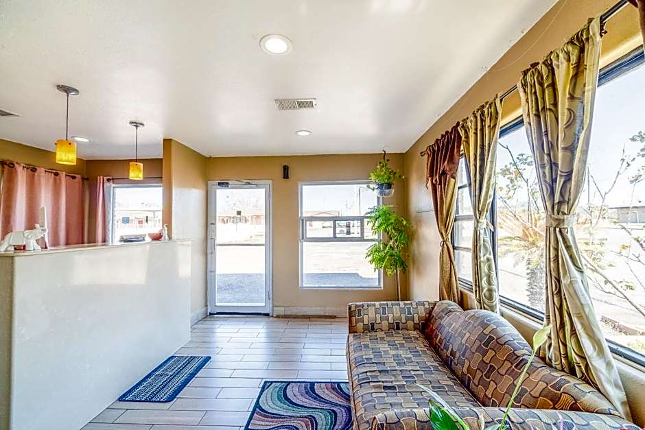 OYO Hotel Beeville -US 181