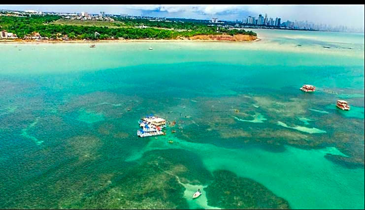 Quarto em Hotel no Bairro de Tambaú, em uma localização bem central Apto 216
