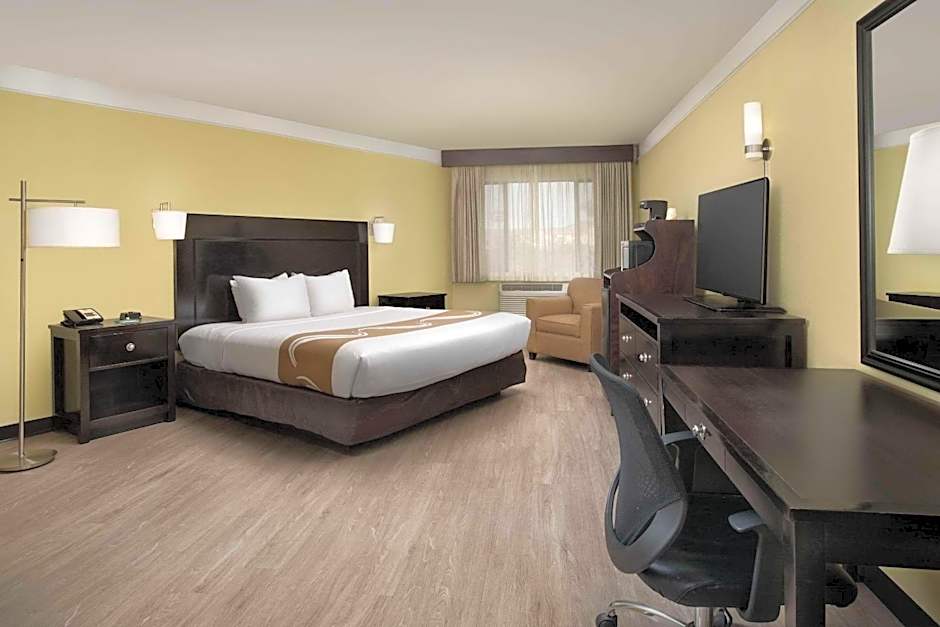 Quality Inn & Suites Gallup I-40 Exit 20