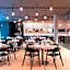 Renaissance Warsaw Airport Hotel