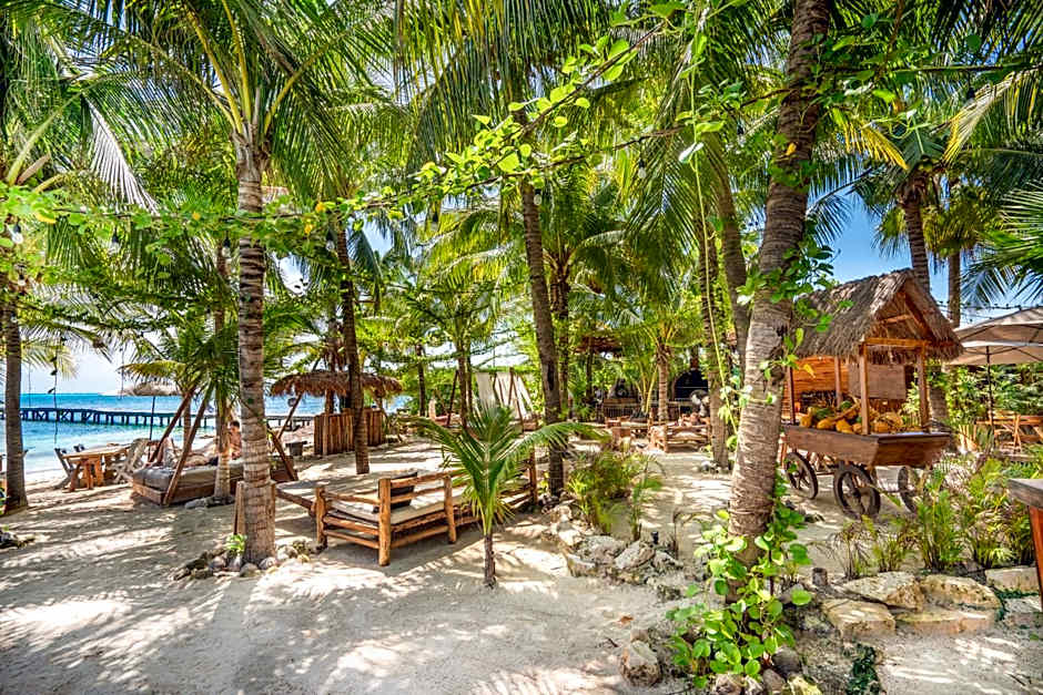 Nomads Hotel & Beachclub