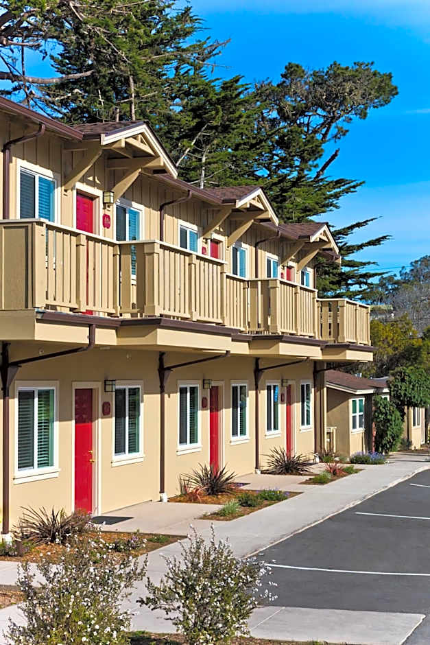 Monterey Peninsula Inn