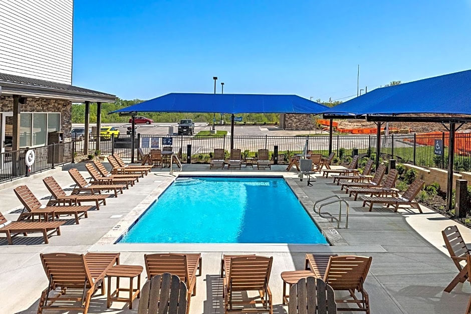 Holiday Inn Express Kansas City North Parkville By IHG