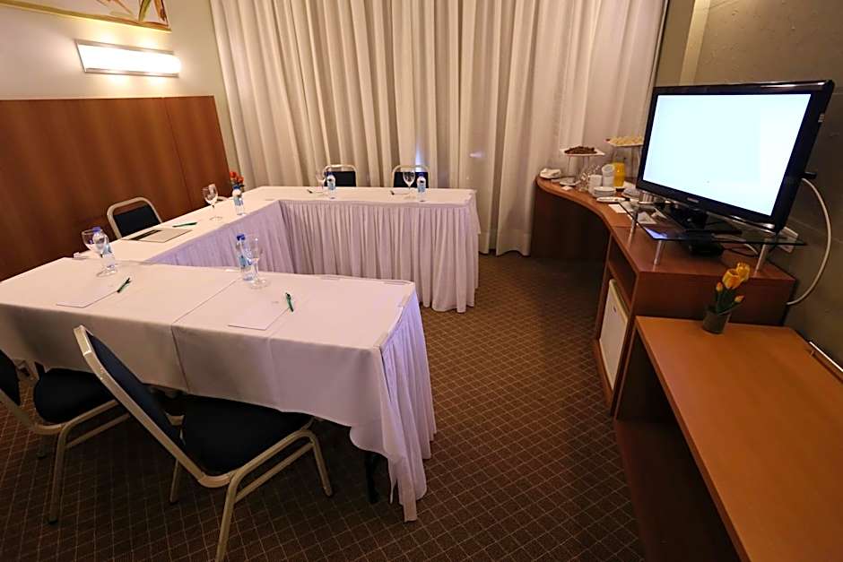 Bourbon Joinville Convention Hotel