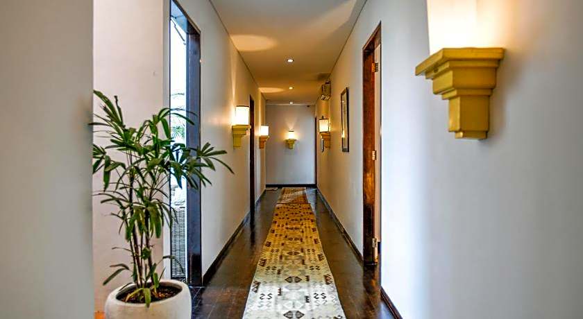 Melo Suites Hotel