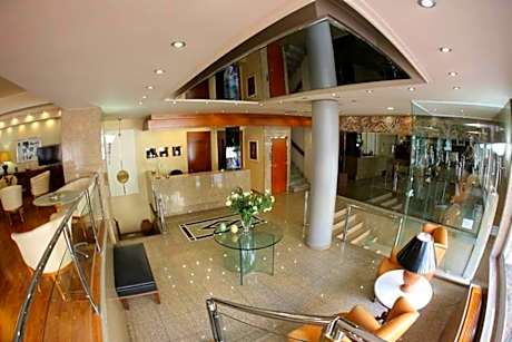 Hotel Galaxias