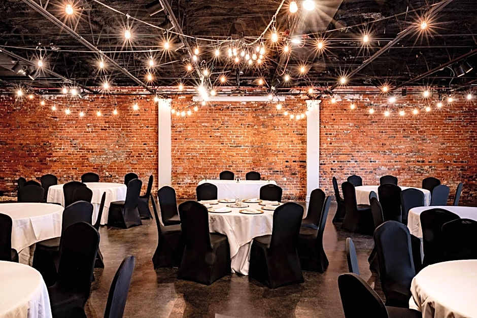 Inn on the Square, an Ascend Collection Hotel