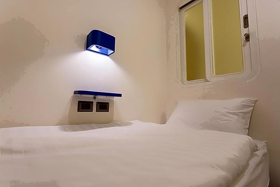 BearPacker Patong Hostel