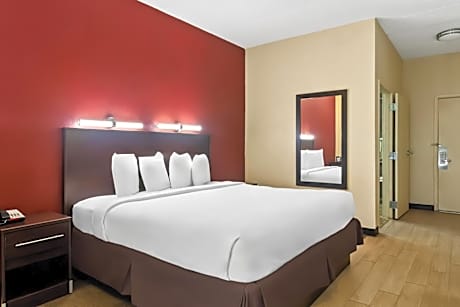 Superior King Room Disability Access Smoke Free