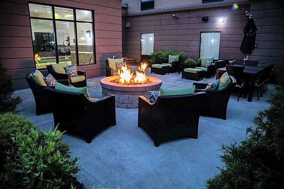 Hampton Inn By Hilton & Suites Sharon, Pa