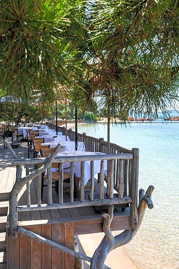 Grand Hôtel De Cala Rossa & Spa Nucca