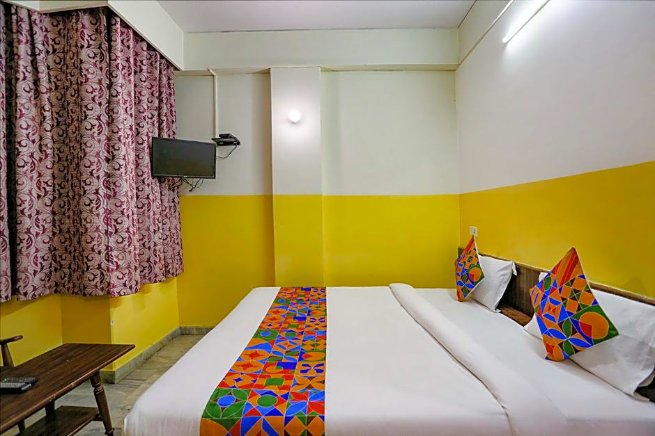 OYO Flagship 77769 Hotel Ashoka Inn