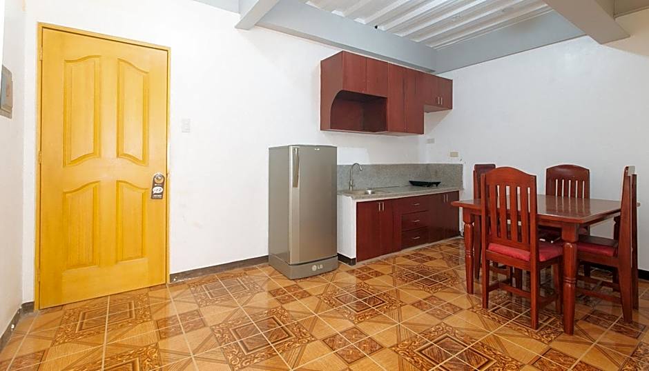 RedDoorz @ Sun Miles Condominium