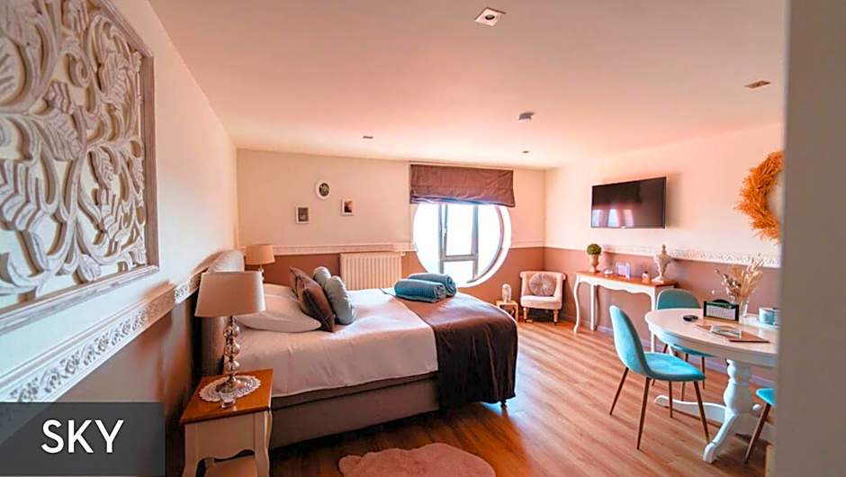 LES 7 MEUSES - Restaurant & Hebergements HOTELIERS - INSOLITES - WELLNESS - GITES