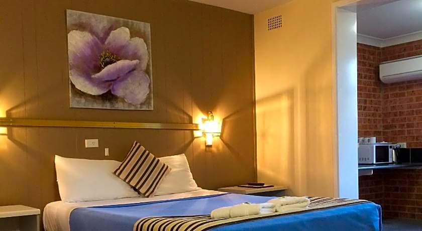 Riverview Motor Inn