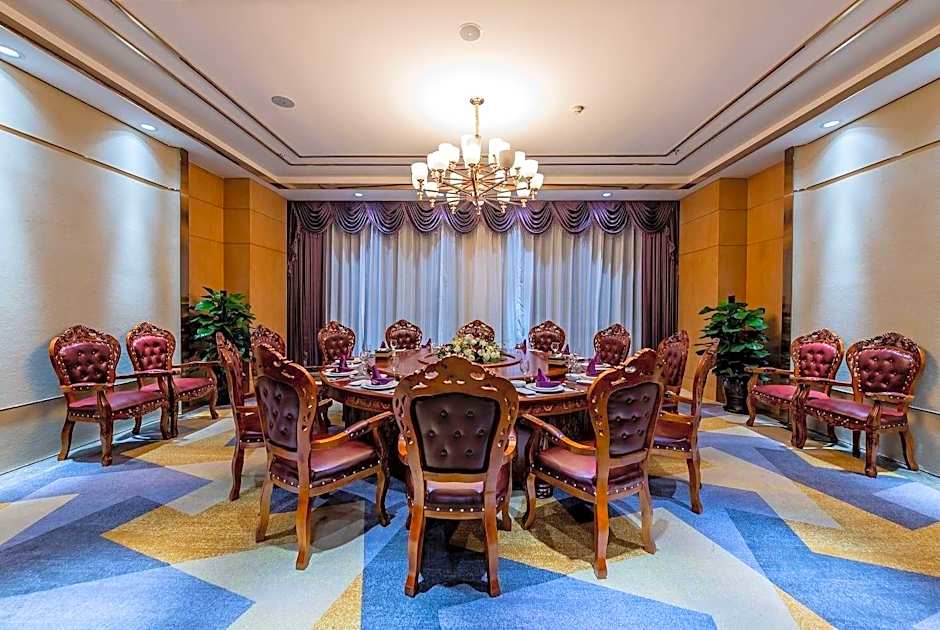 Days Hotel By Wyndham Chongqing Keyuan