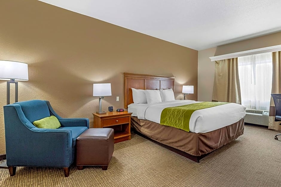 Comfort Inn & Suites Davenport - Quad Cities