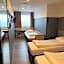 Hotel Cabin