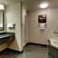 Drury Inn & Suites Arnold