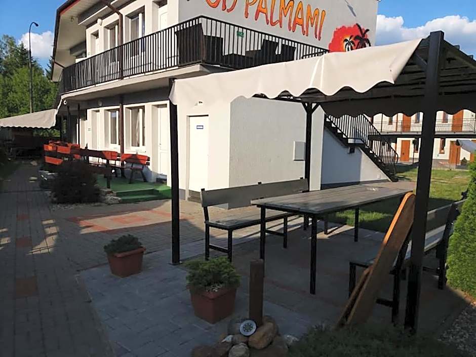 Domki i pokoje ,,Pod Palmami" w centrum