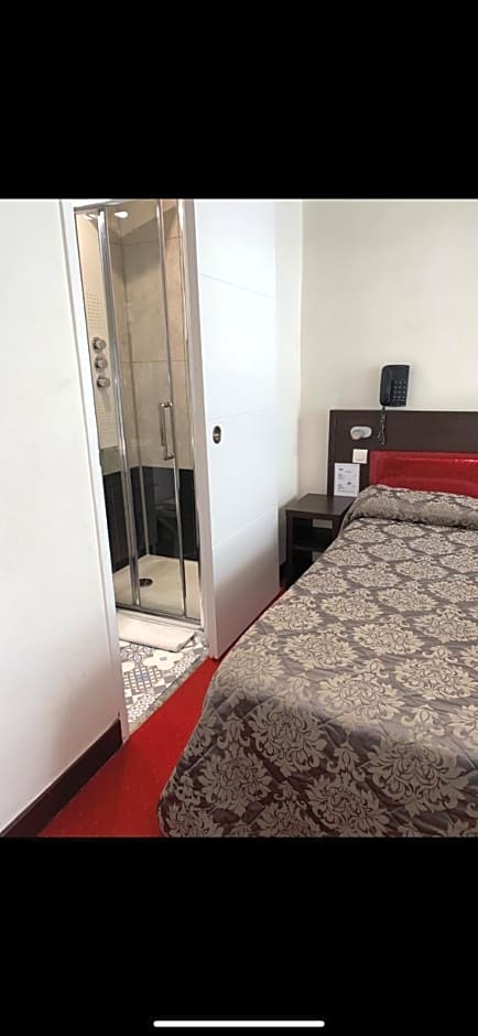 Aero Hotel
