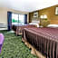 Travelodge by Wyndham Bloomington 
