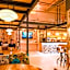 Villa Saint Exupery Beach Hostel