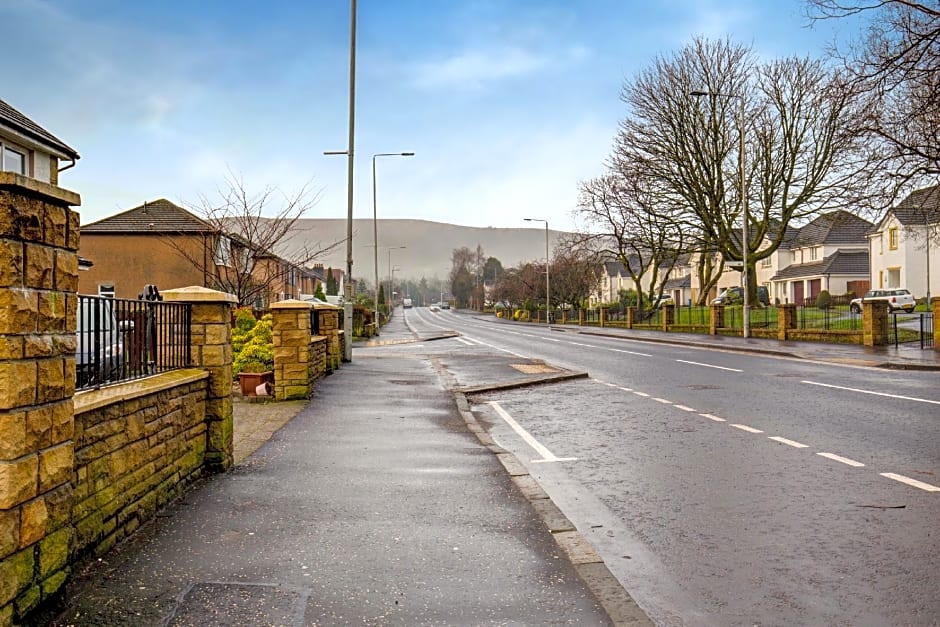 OYO Lomond Park Hotel