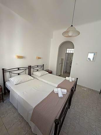Superior Twin Room with Shared Kitchen